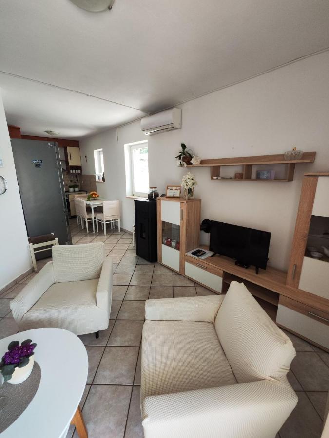 Apartments Snjezana Novi Vinodolski Luaran gambar