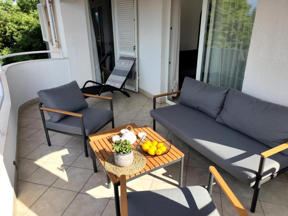 Apartments Snjezana Novi Vinodolski Luaran gambar
