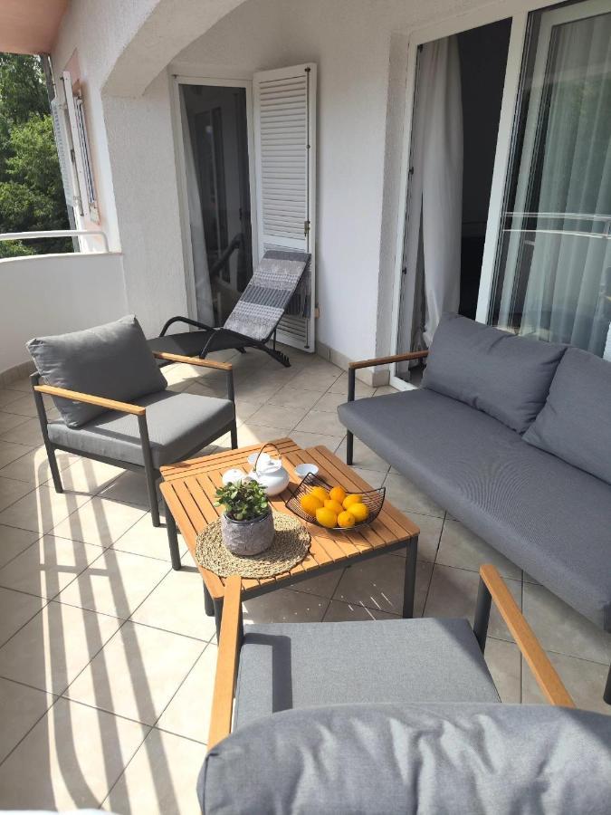 Apartments Snjezana Novi Vinodolski Luaran gambar