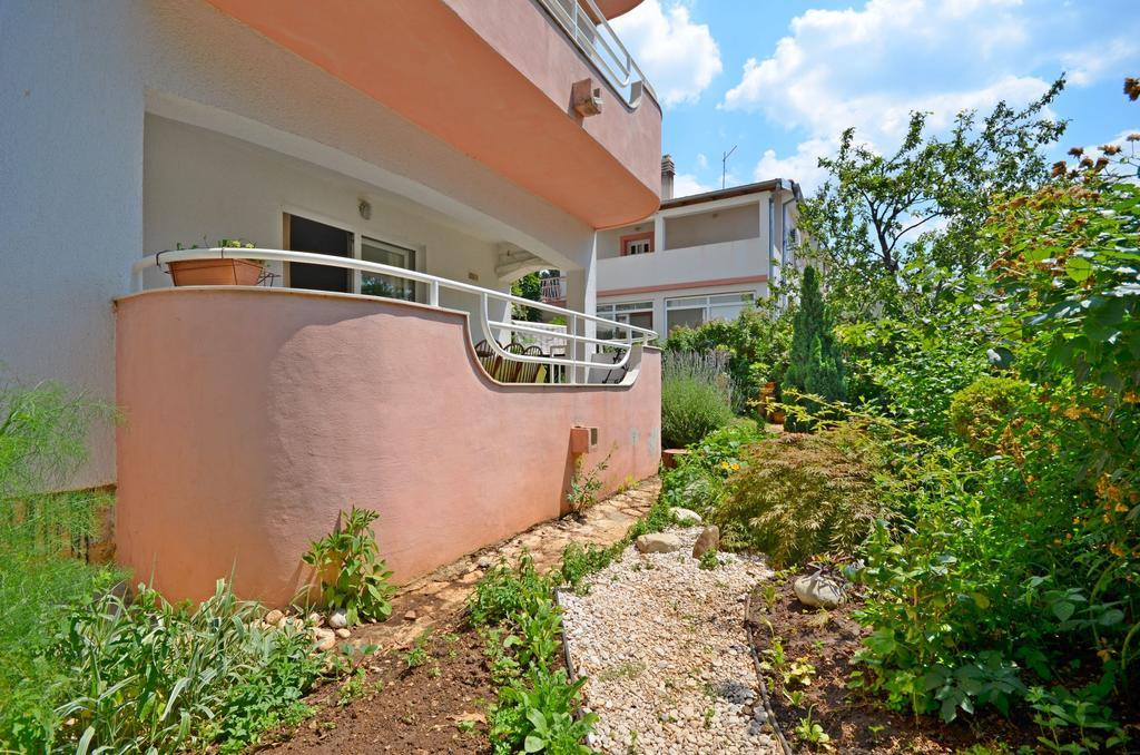 Apartments Snjezana Novi Vinodolski Luaran gambar